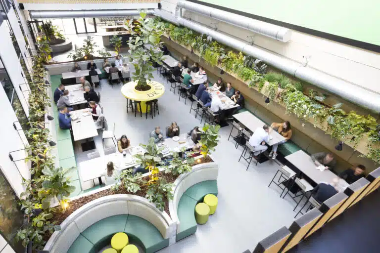 Interieurbeplanting door Bloei.